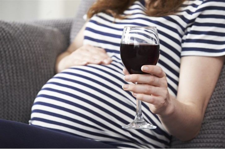 Jak picie alkoholu w ciąży wpływa na zdrowie dziecka