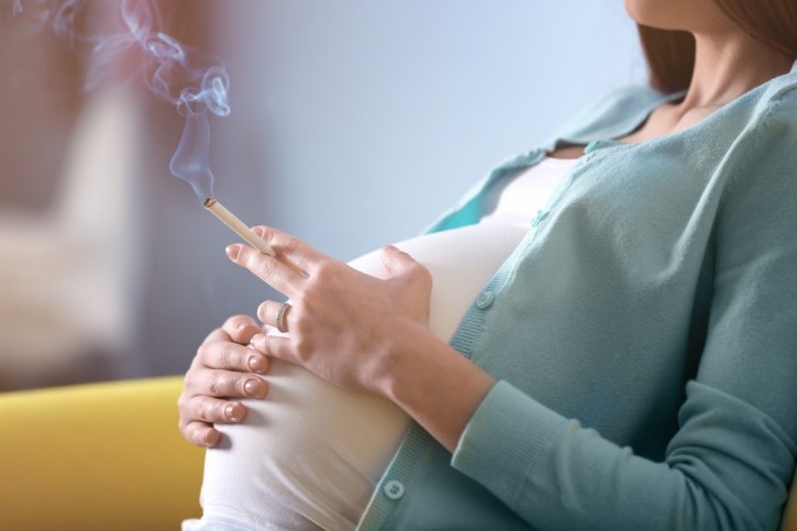 Palenie papierosów w ciąży - skutki i wpływ na zdrowie dziecka